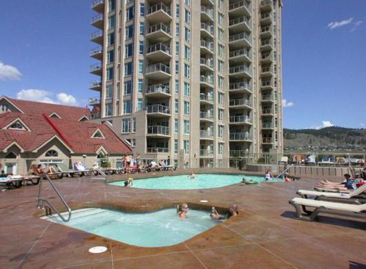 Sunset Waterfront Resort By Kelownacondorentals Luaran gambar